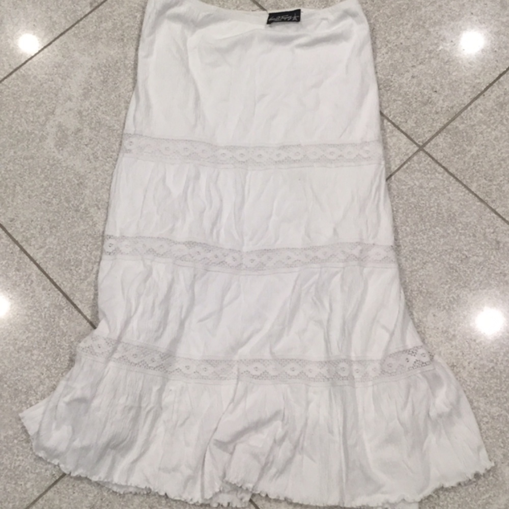 Long flowing skirts